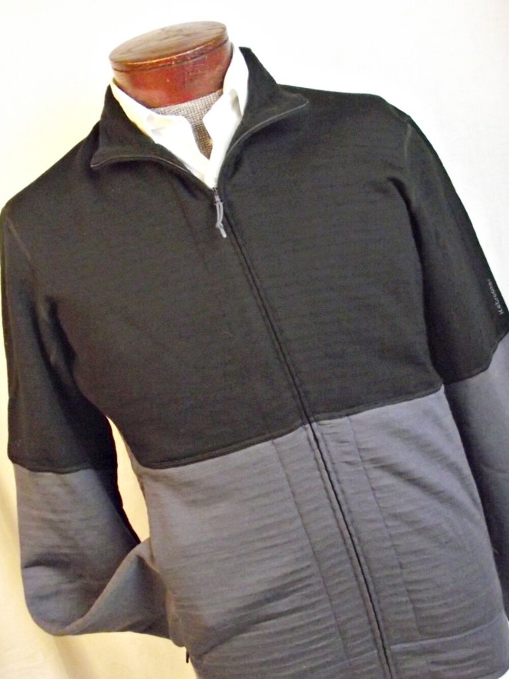 Icebreaker 400 RealFleece Descender Long Sleeve Jacket Black Graphite Mens L